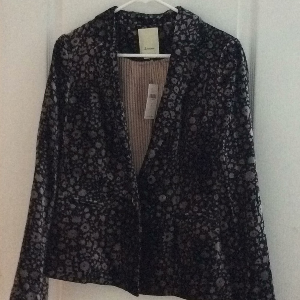 Anthropologie velvet jacket 8